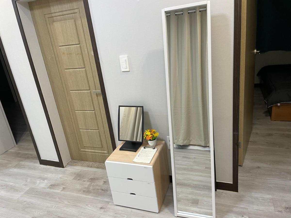 Cozy Sinchon 2548 Villa Чеджу Екстериор снимка